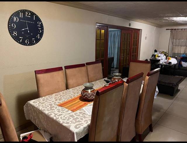 3 BEDROOM HOUSE FOR SALE IN DAWN PARK EXT